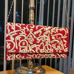 Arabic Calligraphy Gold Chain Shoulder Bag